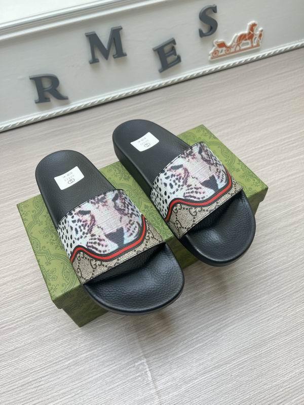 Gucci Men's Slippers 430